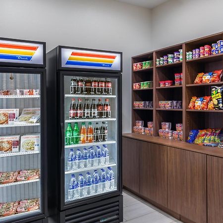 南维多尔智选假日套房酒店 Vidor 外观 照片